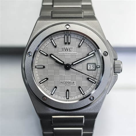 iwc ingenieur sl automatic vintage cinturino|iwc ingenieur 40 titanium.